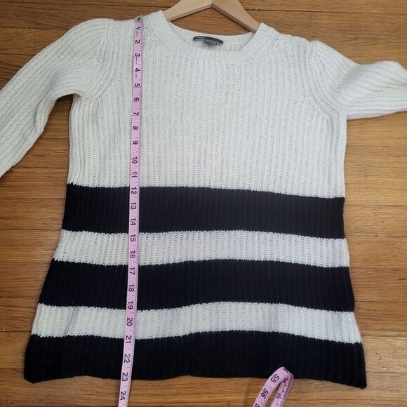 Vince Wool Cashmere Knit Minimalist Quiet Luxury Striped Sweater Size XS - Picture 7 of 7